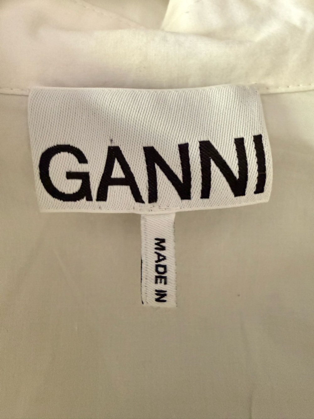 GANNI Shirred Cotton Poplin Blouse in White - Picture 9 of 13